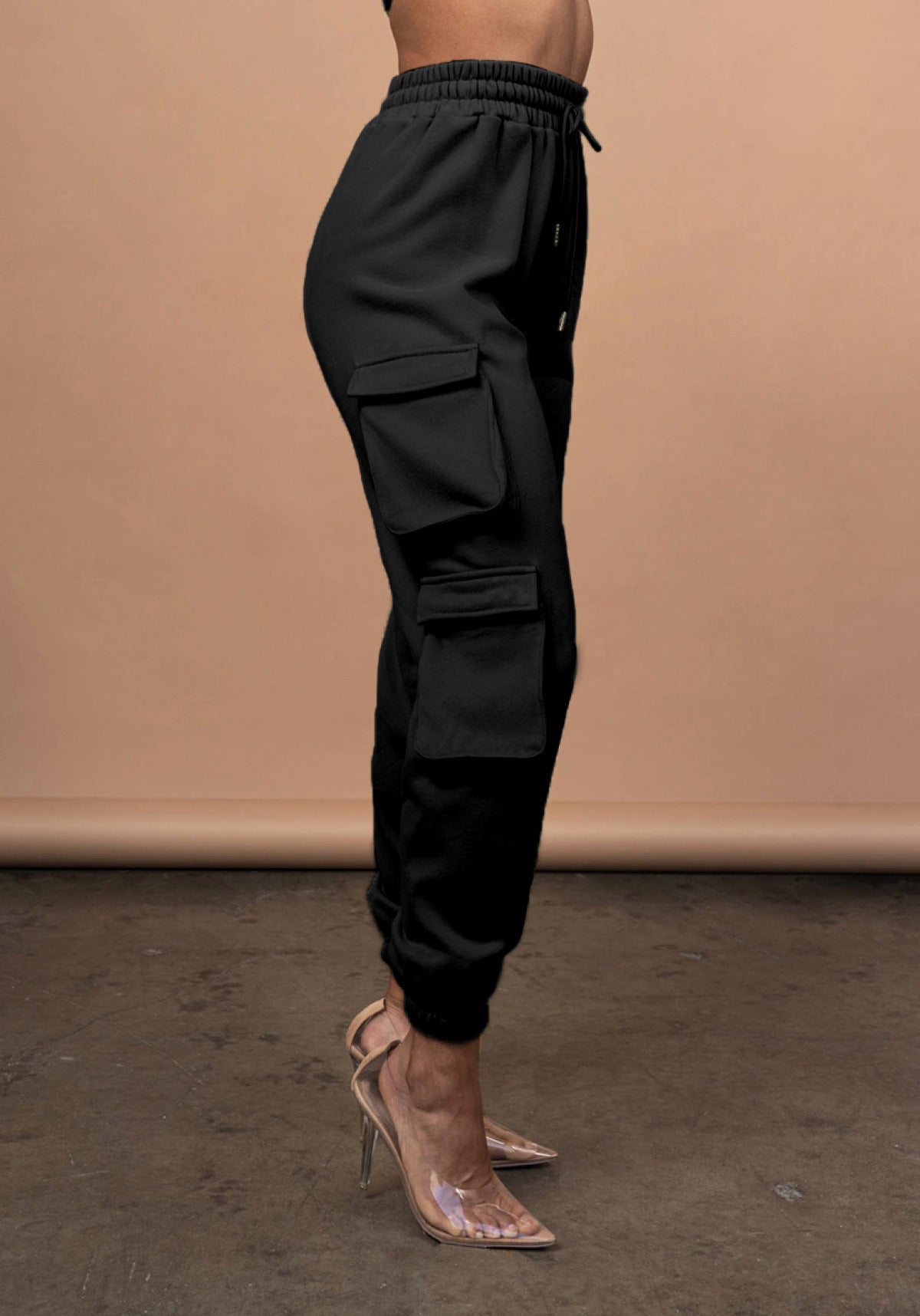 U-neck Bra & Drawstring Sweatpants Two-Piece Active Sets With Pocket