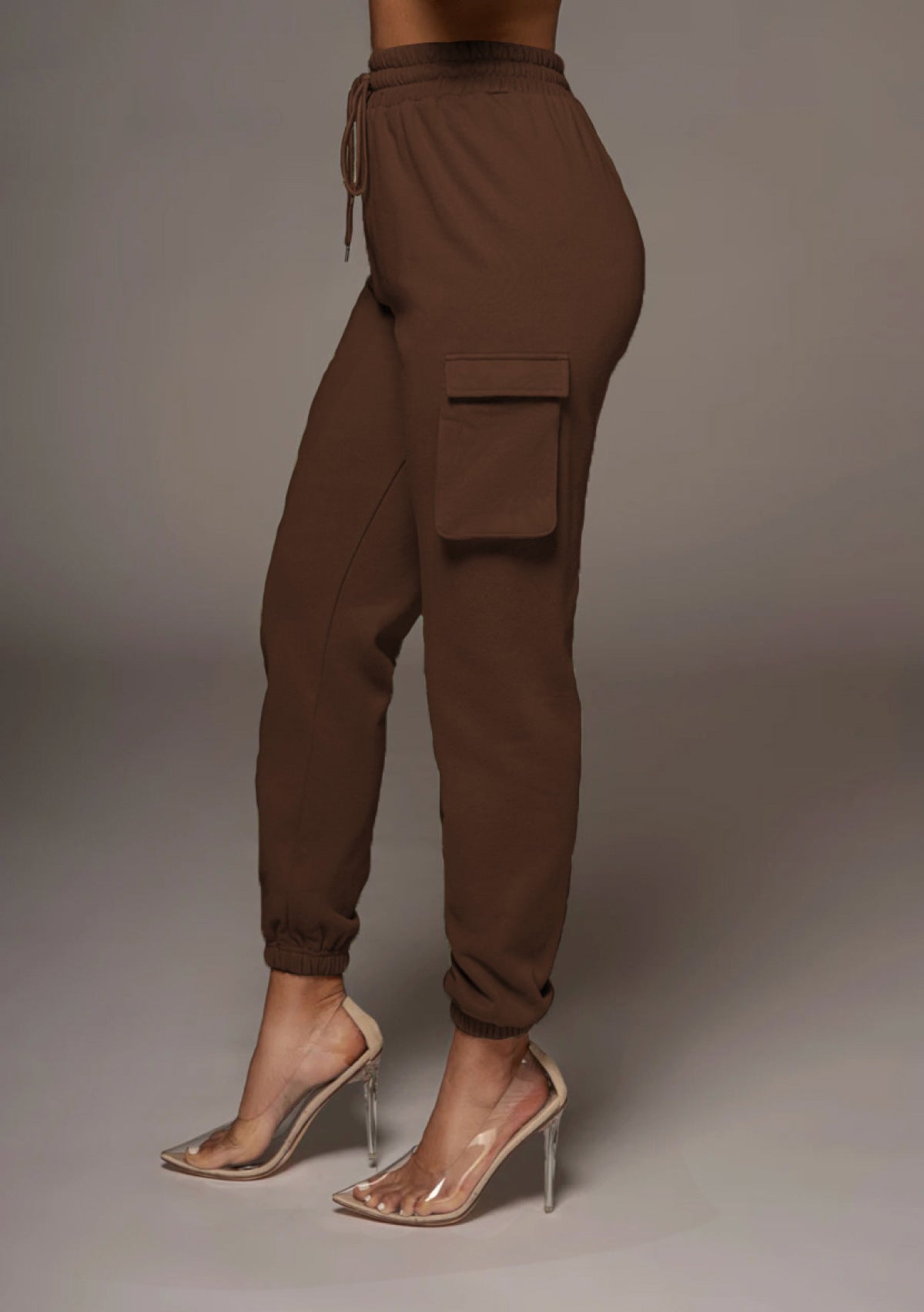 U-neck Bra & Drawstring Sweatpants Two-Piece Active Sets With Pocket