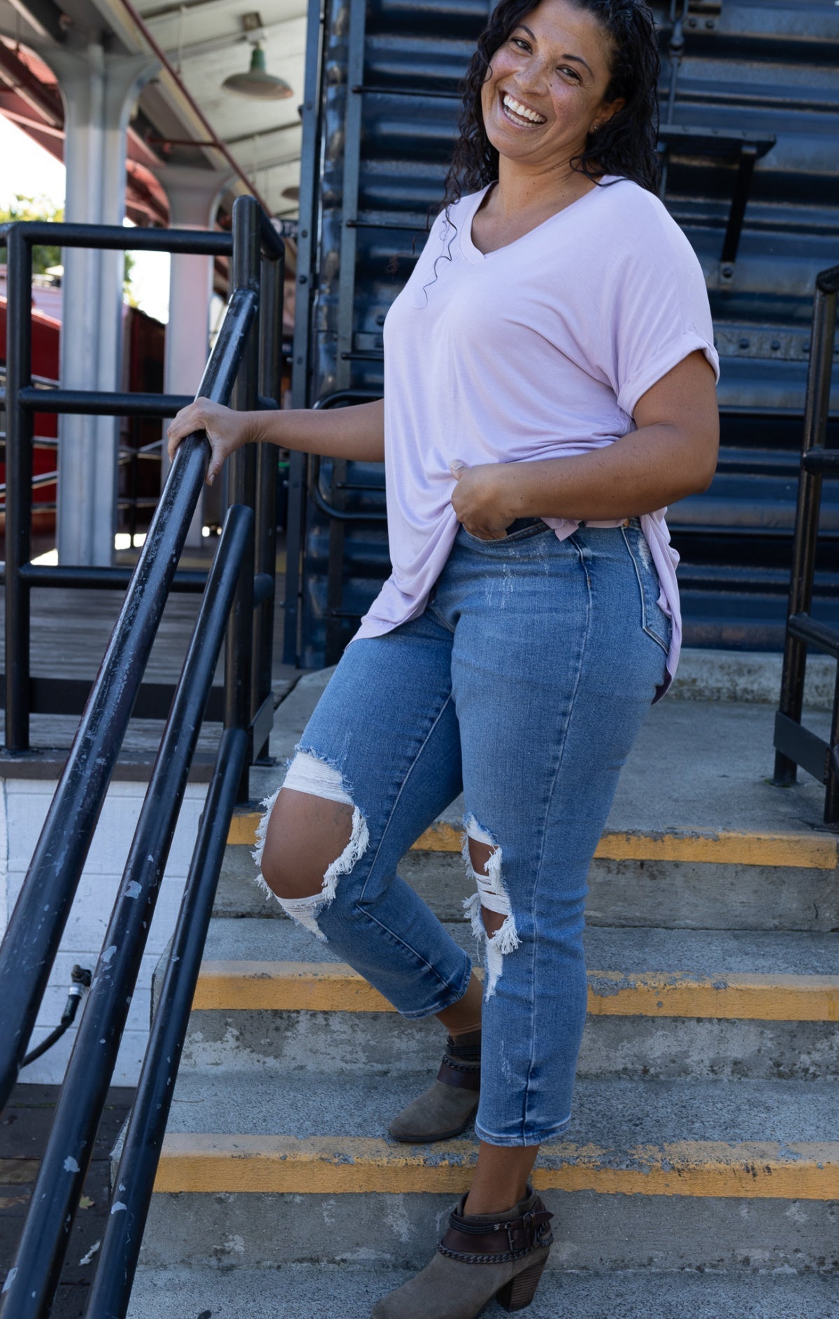 Rae Mode Solid V Neck Short Sleeve Top