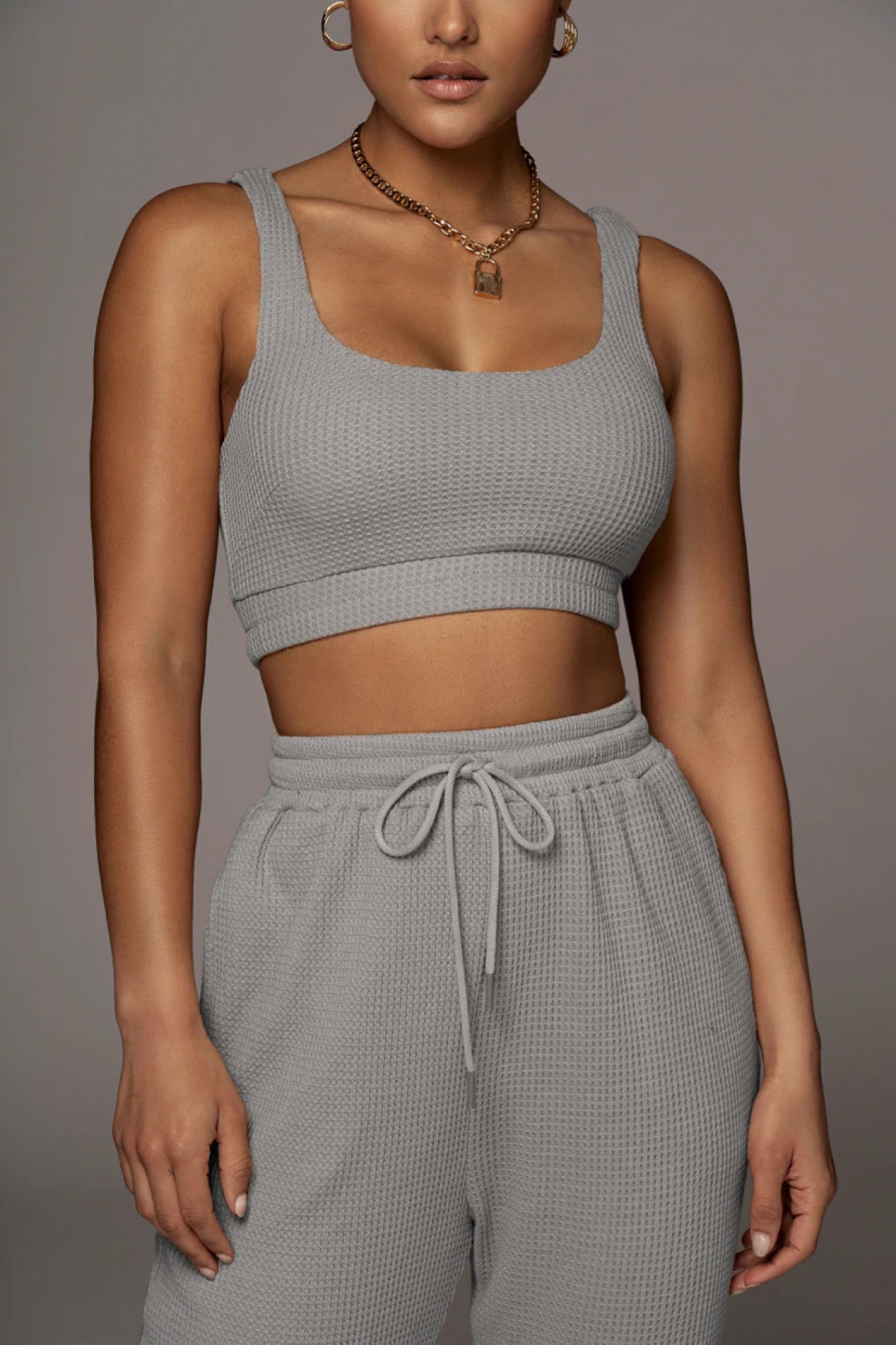 U-neck Bra & Drawstring Sweatpants Two-Piece Active Sets