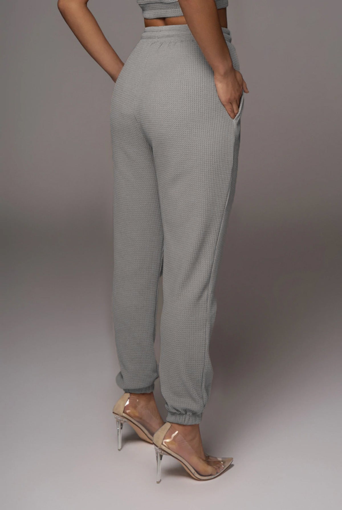 U-neck Bra & Drawstring Sweatpants Two-Piece Active Sets