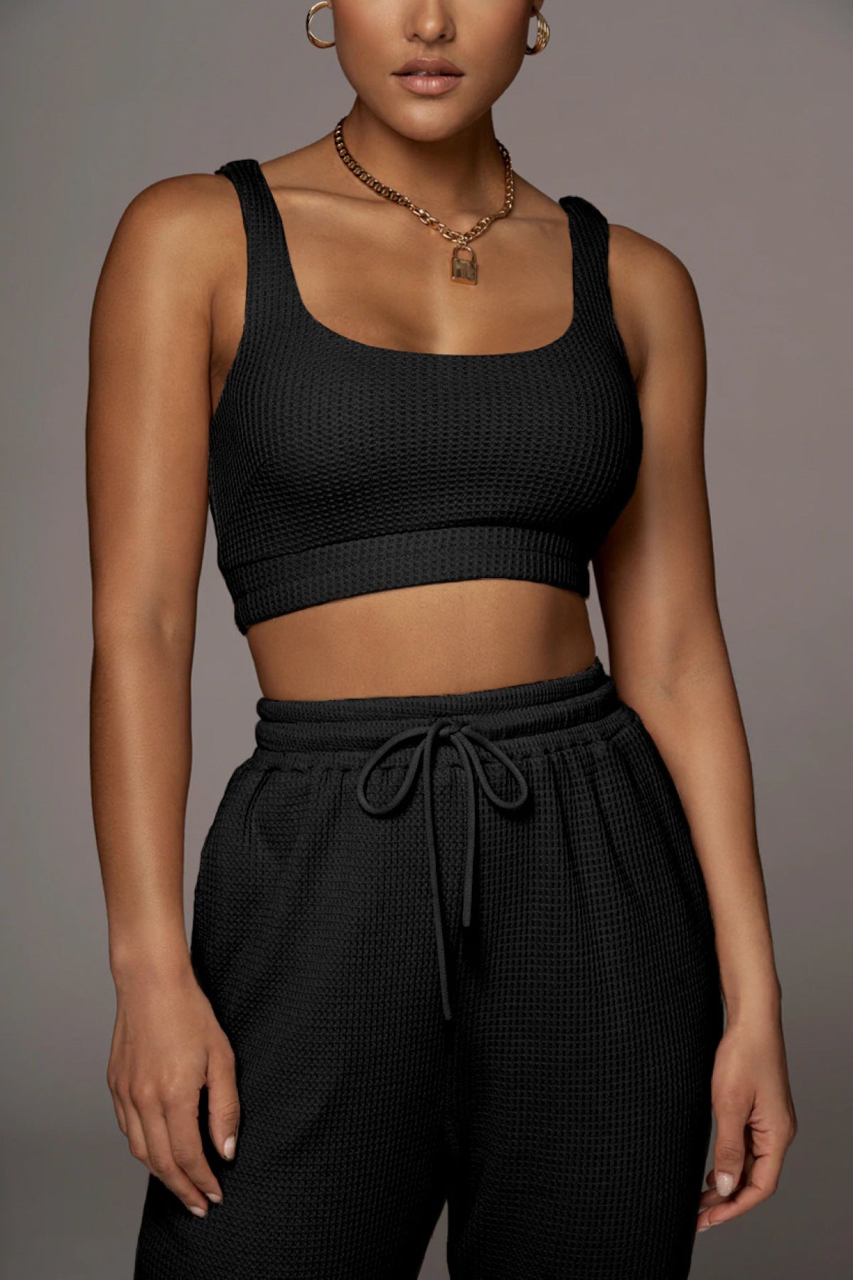 U-neck Bra & Drawstring Sweatpants Two-Piece Active Sets
