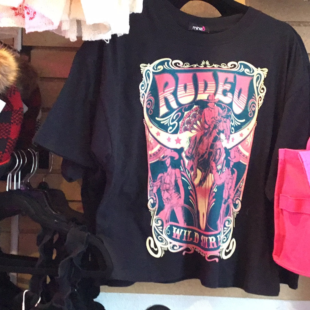 Rodeo black crop tee